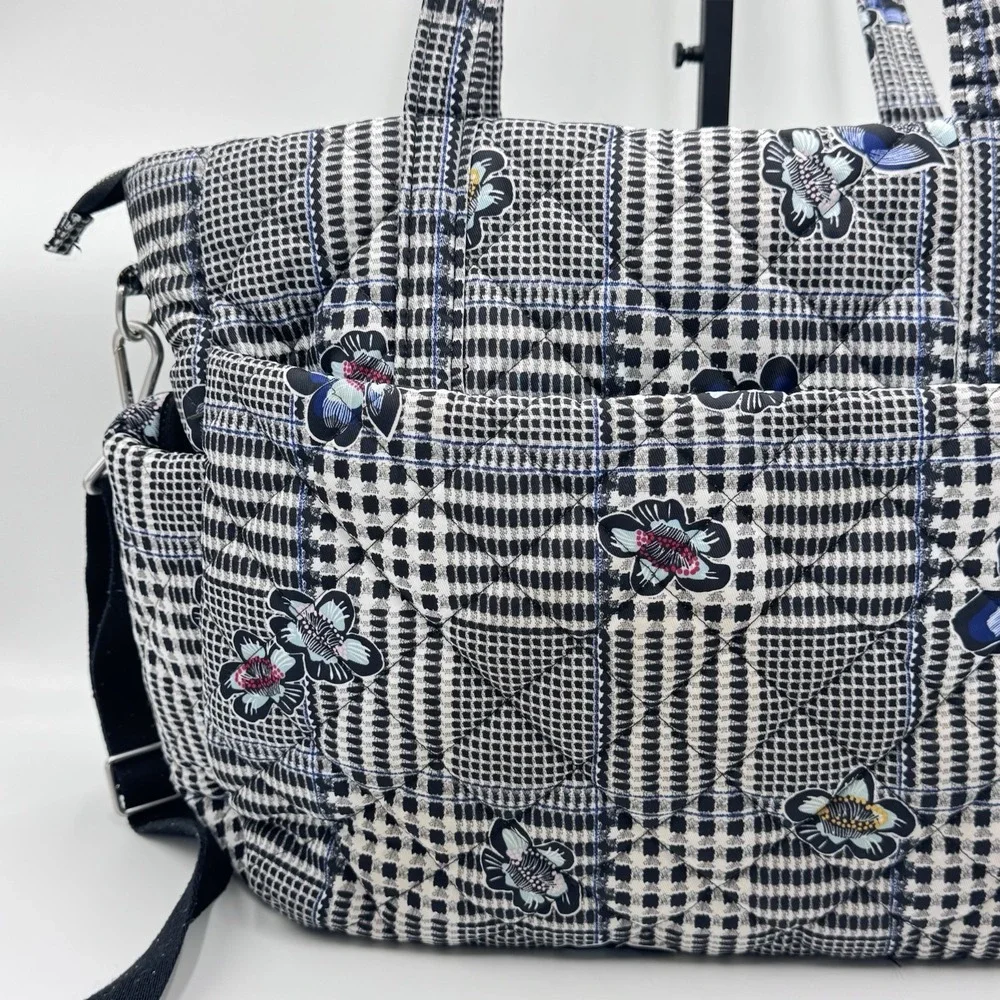 Vera Bradley excellent no